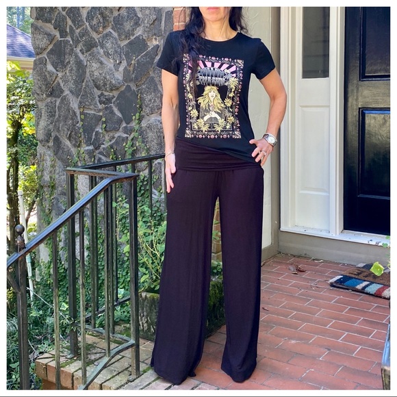 Black Wide leg Fold Waist Pants With Side pockets - Picture 3 of 8